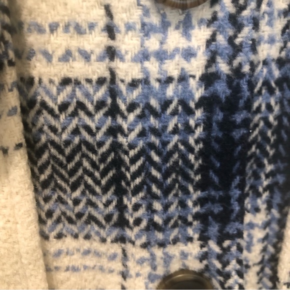 Shaket Time and Tru Large Jacket - Picture 5 of 9